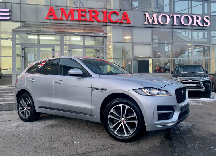 2017 Jaguar F-PACE R-Sport
