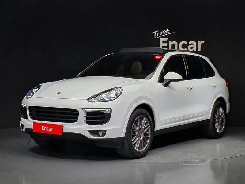 New Cayenne 3.0 Diesel Platinum Edition 958 ENCAR36340244