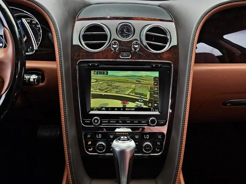 Bentley Flying Spur 2Nd Generation 4.0 SCBET53W9HC065971.