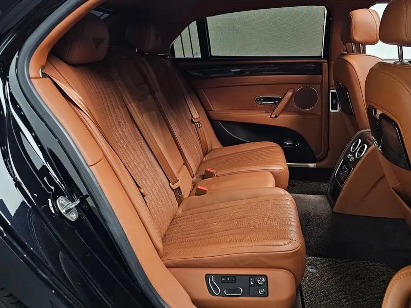 Bentley Flying Spur 2Nd Generation 4.0 SCBET53W9HC065971.