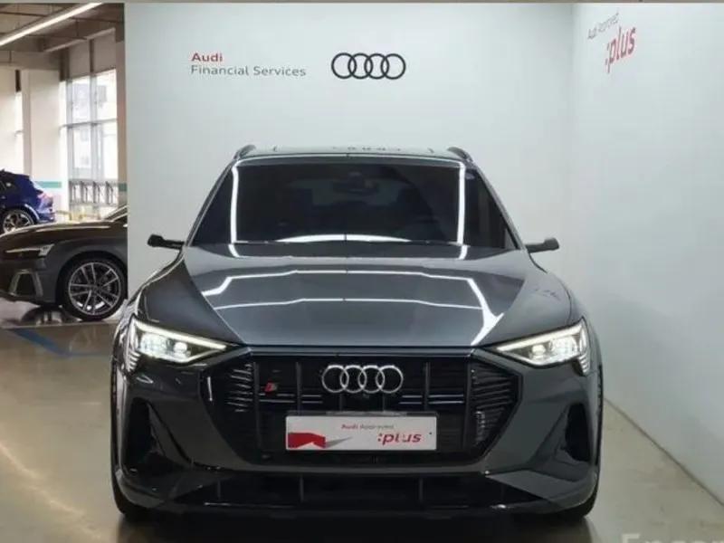 Audi E-Tron S Sportback WAUZZZGE8NB022422