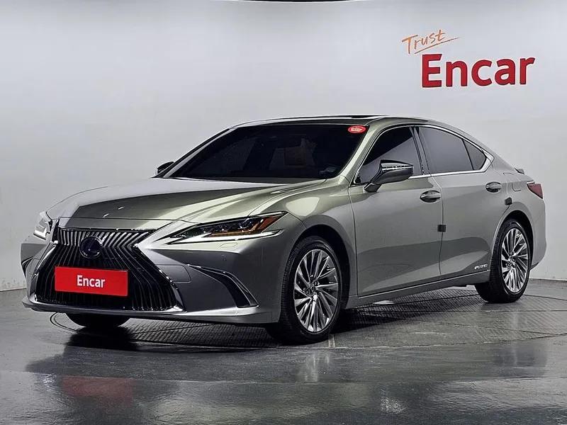 Lexus Es300H 7Th Generation Executive JTHBA1C13M2006609