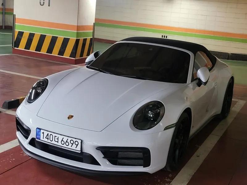 Porsche 911 (992) Carrera 4 Gts Cabriolet ENCAR38181868