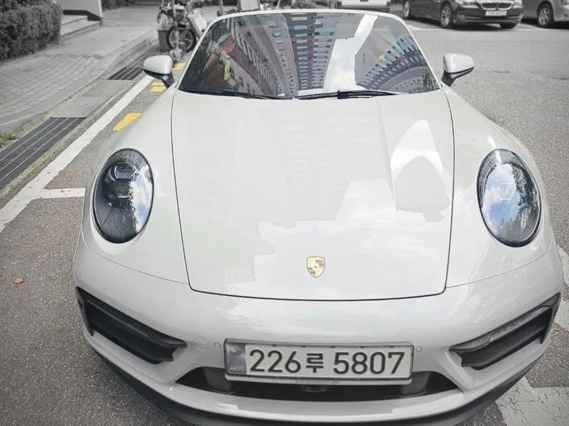 Porsche 911 (992) Carrera 4 Gts Cabriolet ENCAR38295712