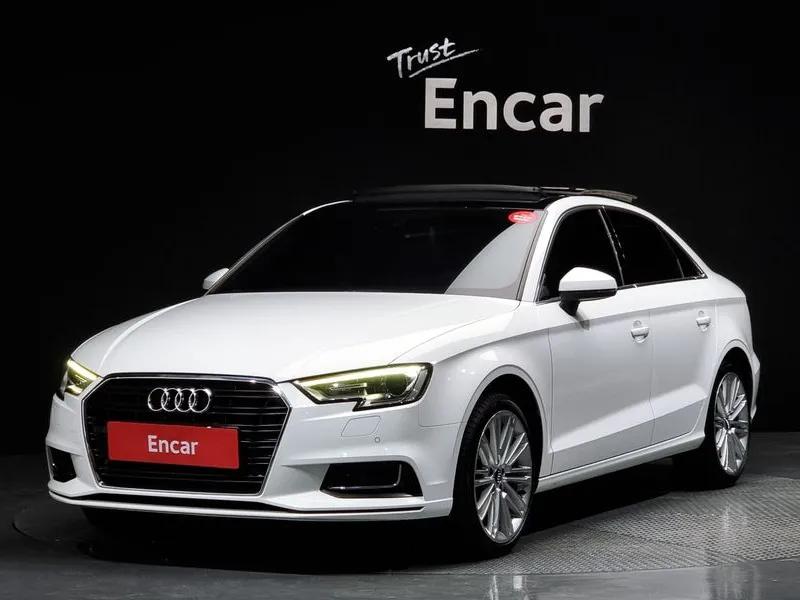 Audi New A3 40 Tfsi 8V ENCAR38356813