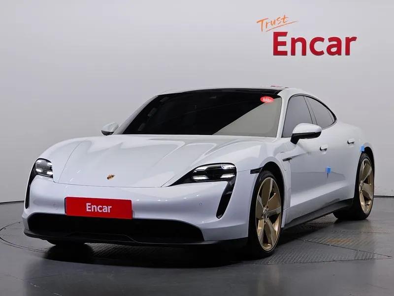 Porsche Taycan Base WP0AA2Y13RSA10343