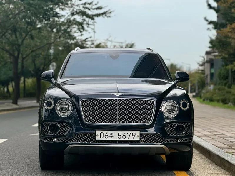 Bentley Bentayga 6.0 W12 SJAAC14V5JC021127
