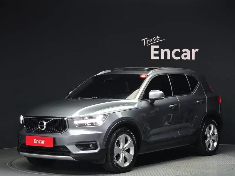 Volvo Xc40 I T4 Momentum, 2019 YV1XZACACK2122142