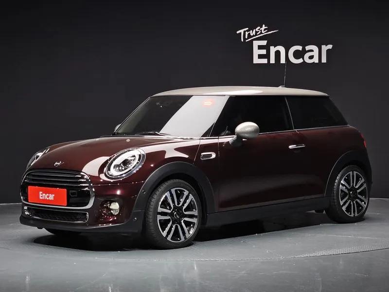 Mini Cooper Pure Burgundy Edition 3Rd Generation WMWXP5104K2L13059
