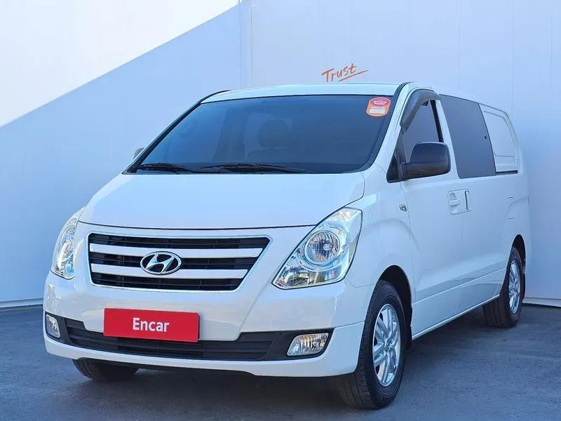 Grand Starex 5-Seater Van Smart KMFWBX7KBJU946415