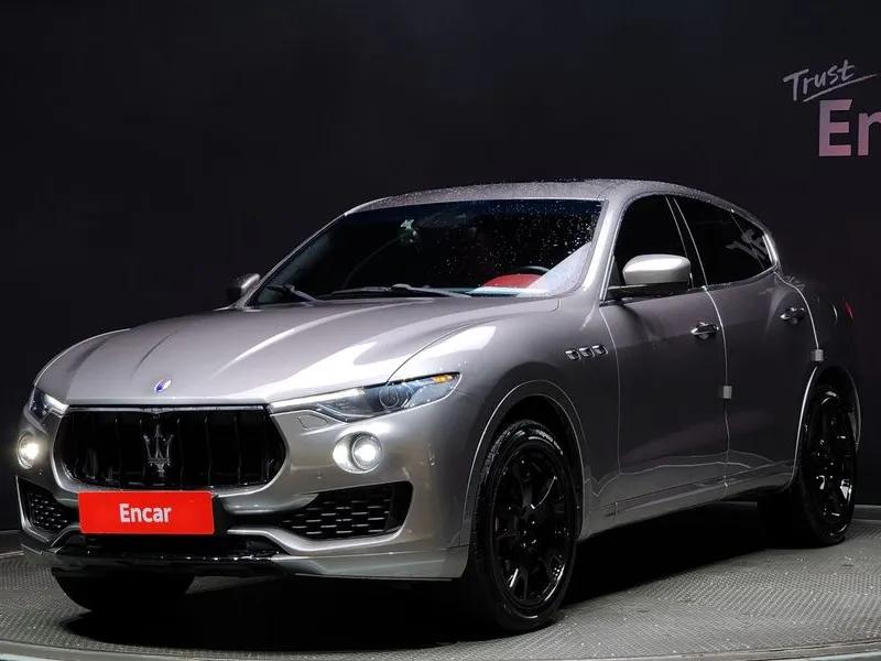 Levante 3.0 Awd ZN661XUG6JX285639