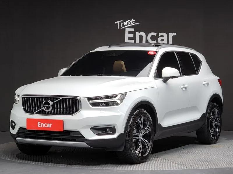 Volvo Xc40 B4 Inscription YV1XZK92CM2476898