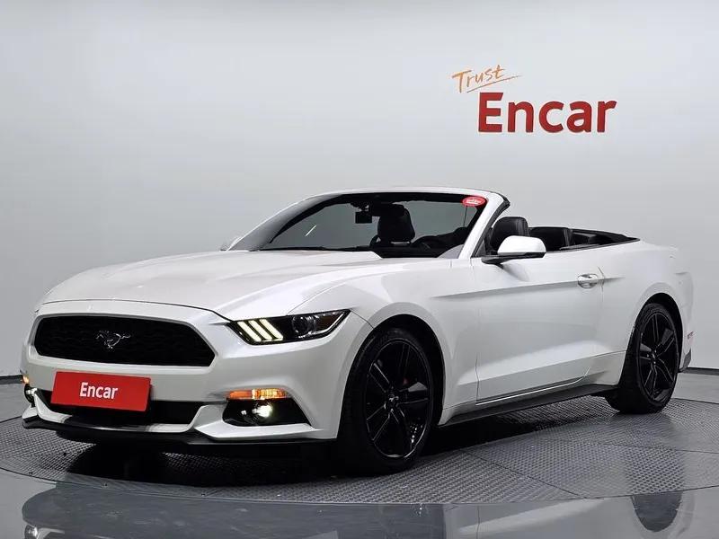 Ford Mustang Vi Convertible, 2017 1FATP8UH7H5351158