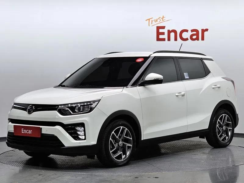 Very New Tivoli Gasoline 1.5 2Wdv7 ENCAR38685316