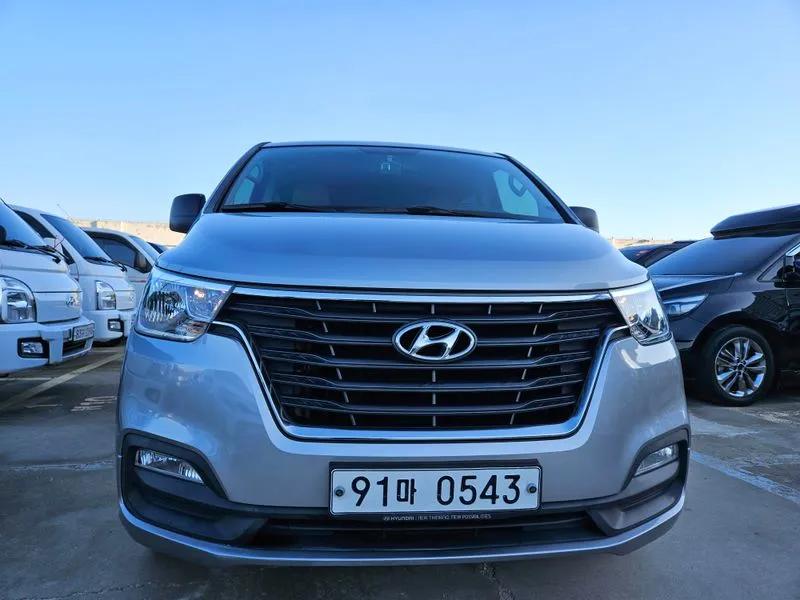 The New Grand Starex Van 5-Seater Modern ENCAR38714573