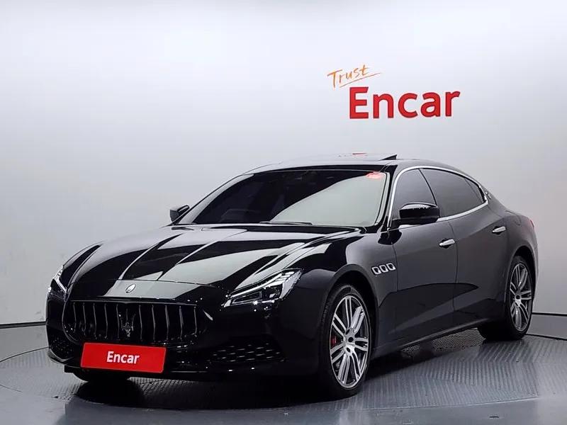 Quattroporte S Q4 3.0 V6 ZAM56YRGXJ1272517
