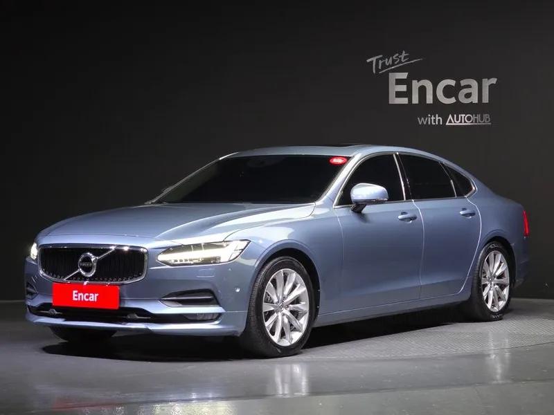 S90D4 Momentum ENCAR38896434
