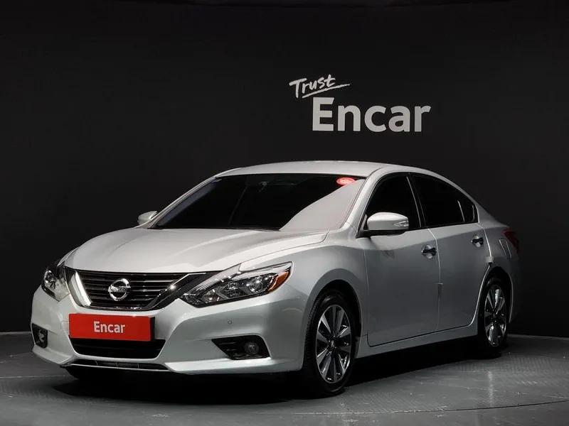 Altima 2.5 Smart L33 1N4AL3AP8HC153427