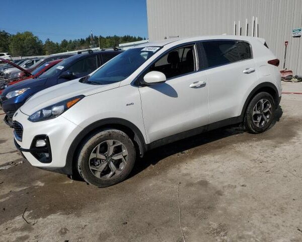KIA SPORTAGE LX 2022.